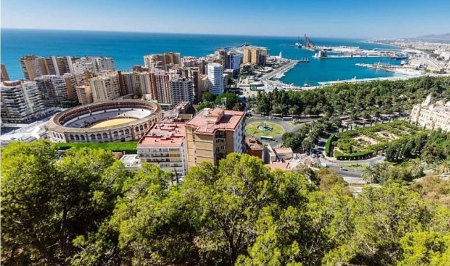 Apartamento Malaga Centro Luaran gambar