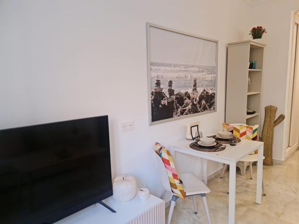 Apartamento Malaga Centro Luaran gambar